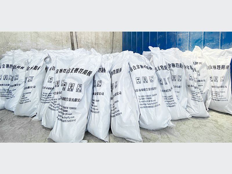 埋地管線，儲罐外壁及其它地下金屬結(jié)構(gòu)常用犧牲陽極
